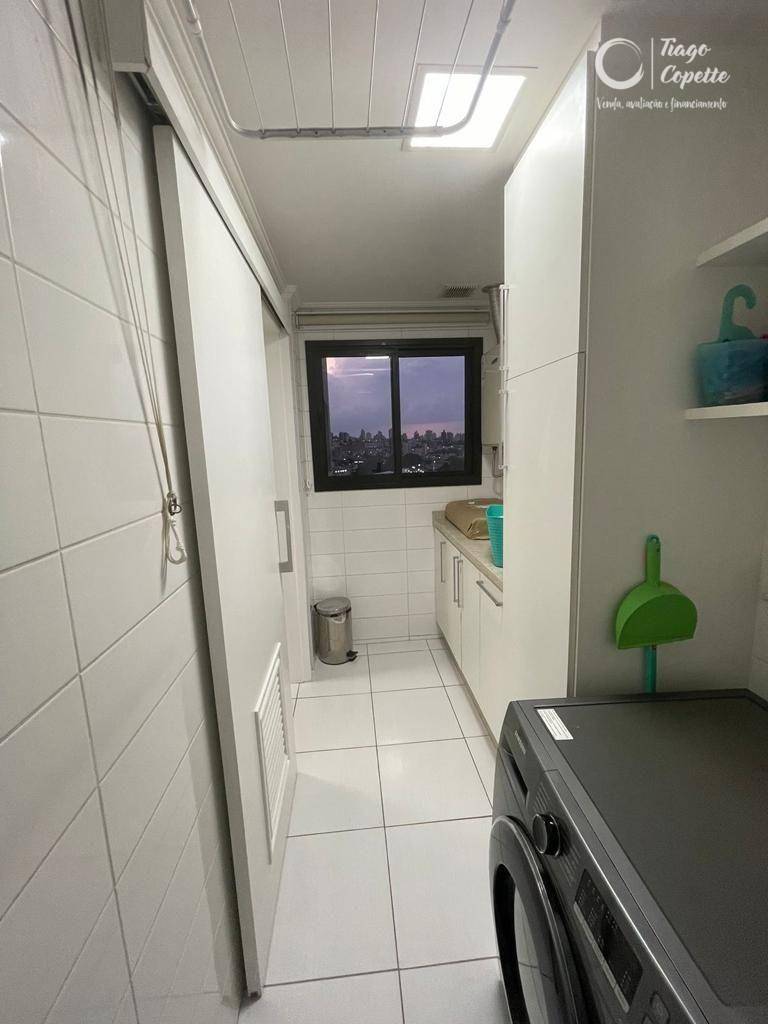 Apartamento à venda com 2 quartos, 127m² - Foto 17