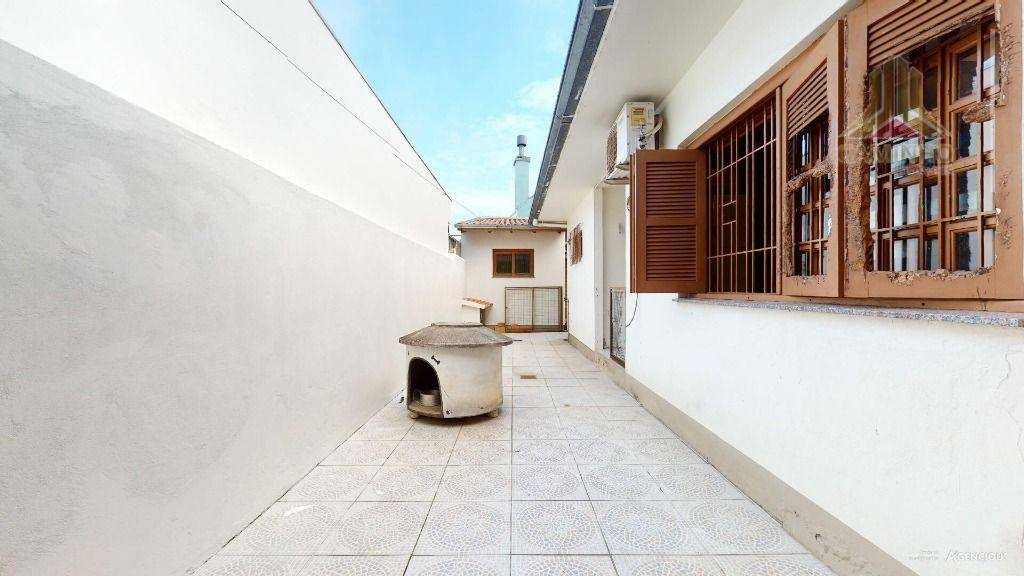 Casa à venda com 4 quartos, 164m² - Foto 45