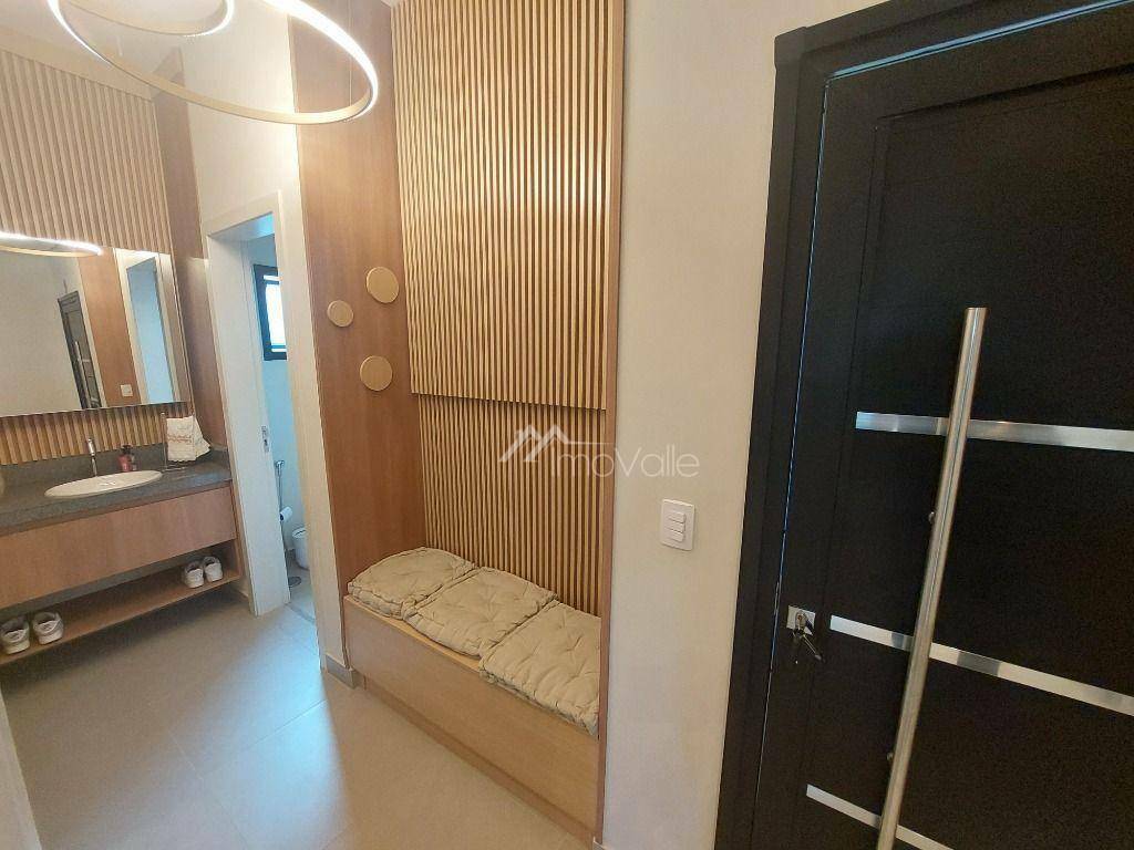 Casa de Condomínio à venda com 4 quartos, 270m² - Foto 2