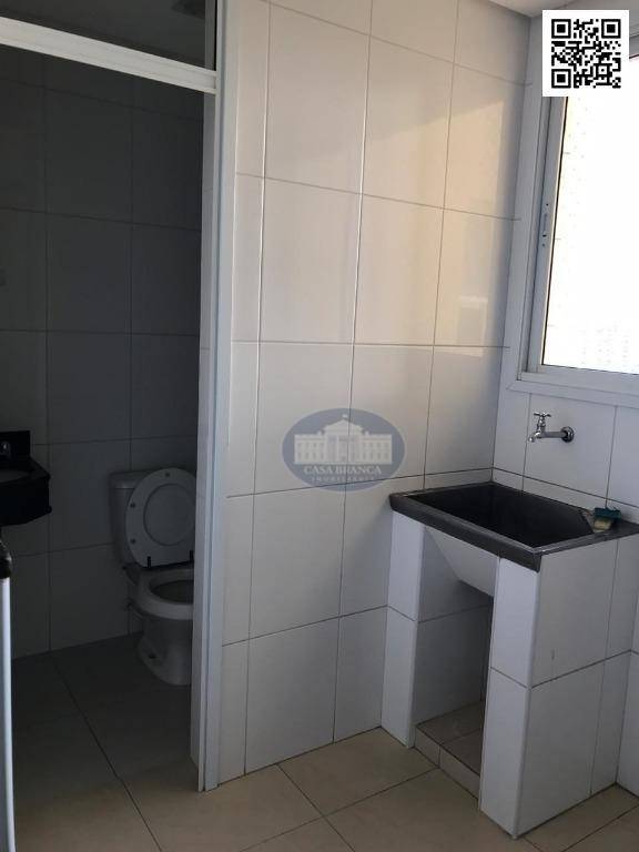 Apartamento para alugar com 3 quartos, 142m² - Foto 13