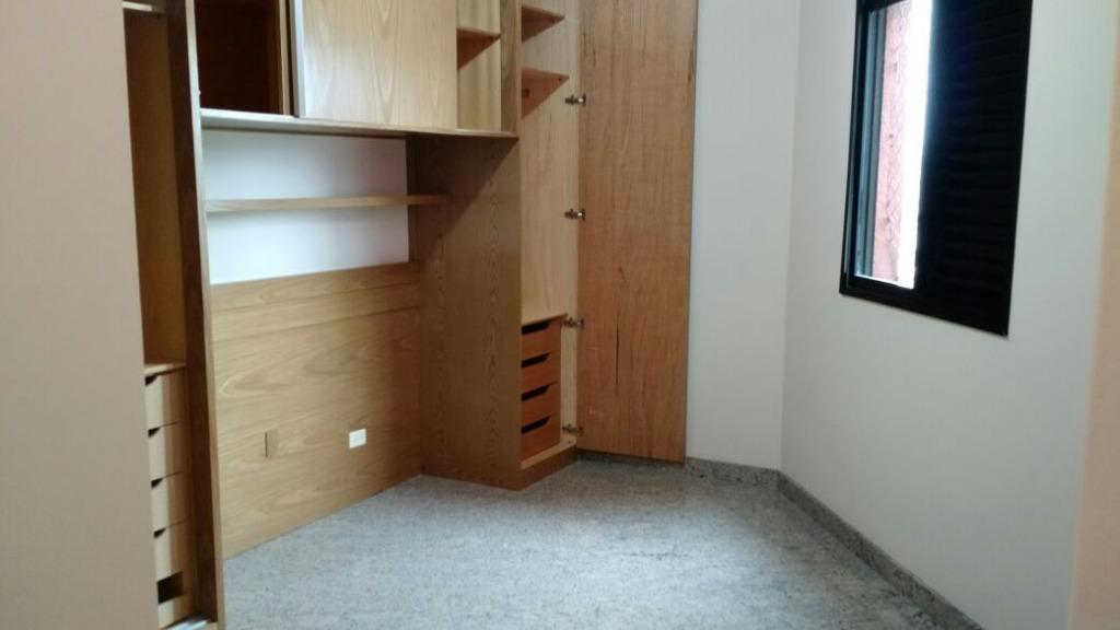 Apartamento à venda com 3 quartos, 130m² - Foto 20