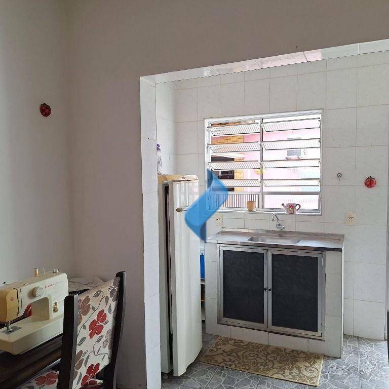 Casa à venda com 3 quartos, 190m² - Foto 11