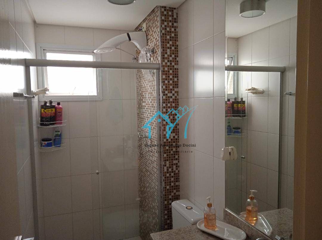 Apartamento à venda com 3 quartos, 96m² - Foto 2