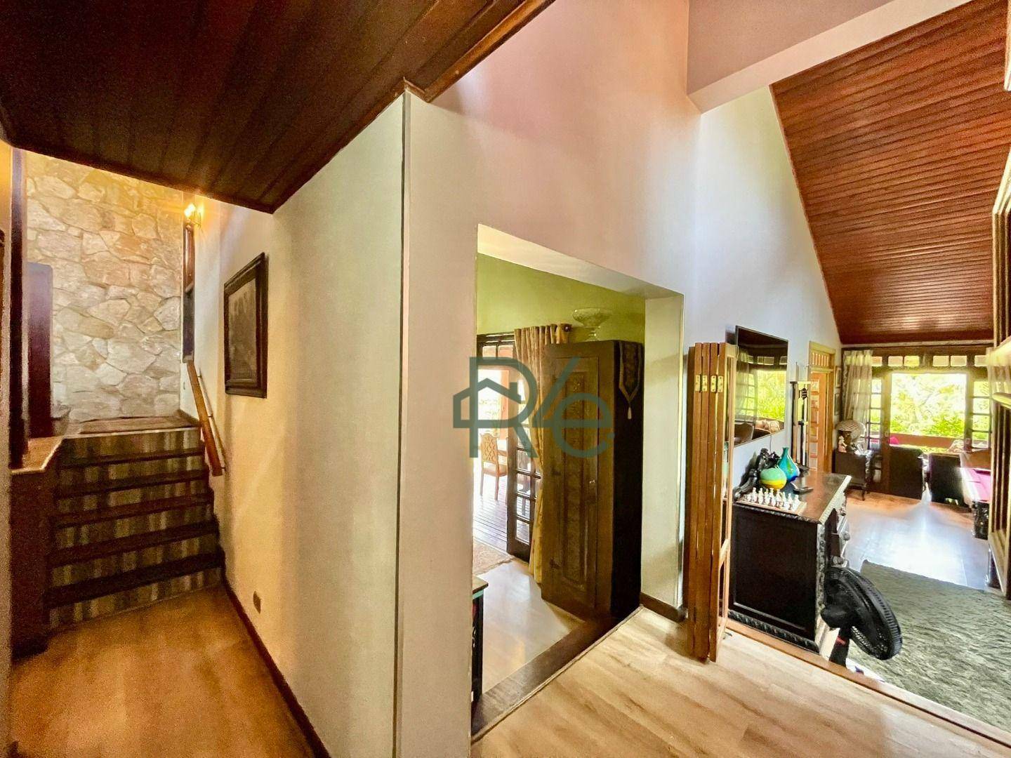 Casa de Condomínio à venda com 4 quartos, 256m² - Foto 16