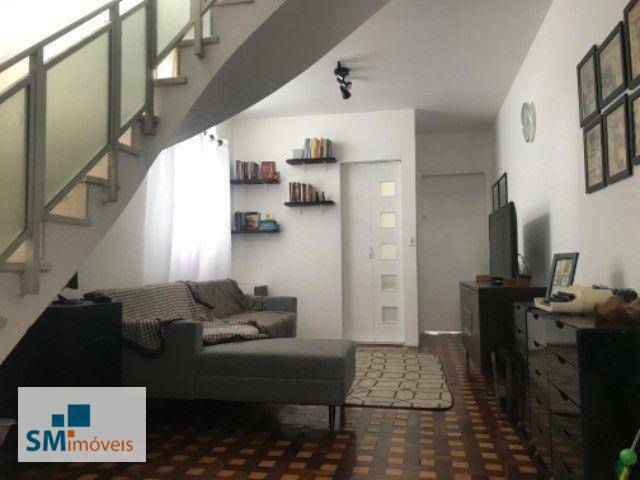 Sobrado à venda com 4 quartos, 190m² - Foto 1