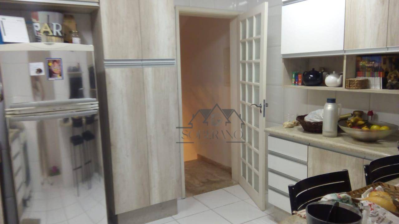 Sobrado à venda com 3 quartos, 207m² - Foto 7