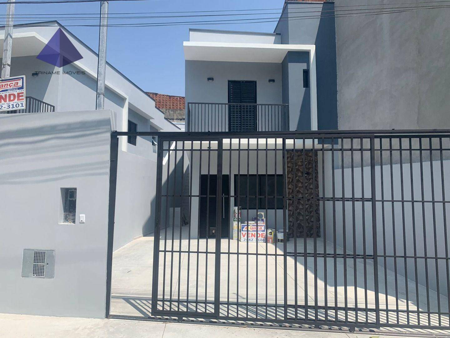 Sobrado à venda com 3 quartos, 107m² - Foto 1