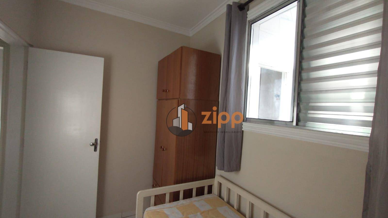 Apartamento à venda com 3 quartos, 79m² - Foto 3