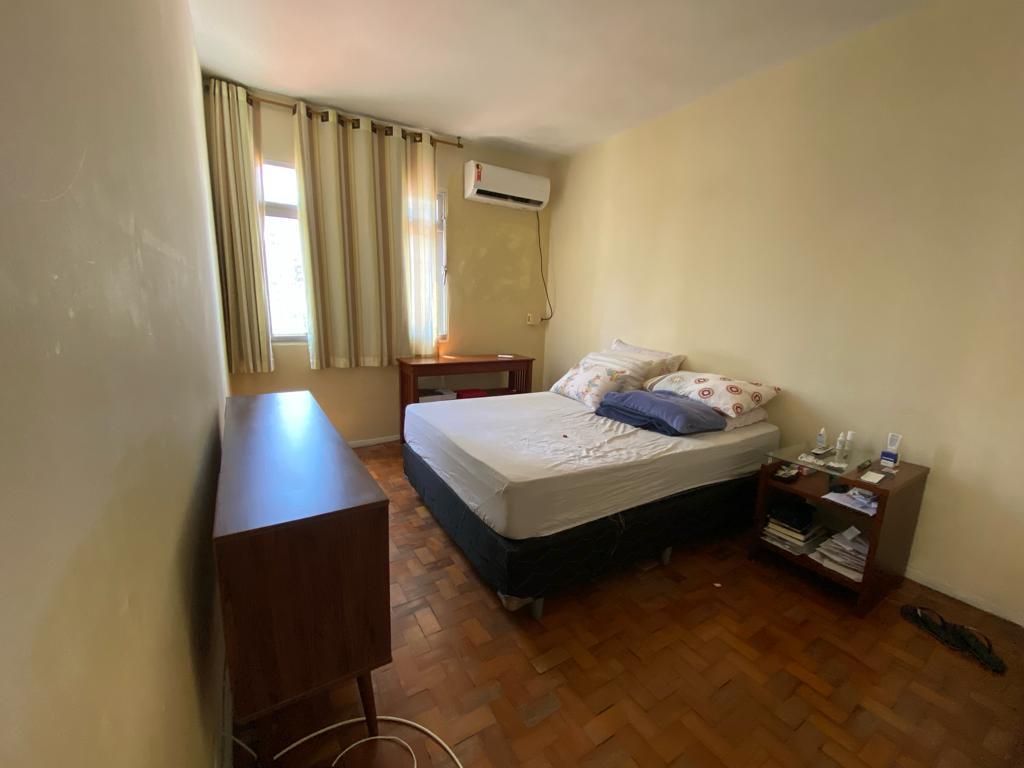 Apartamento à venda com 3 quartos, 160m² - Foto 11