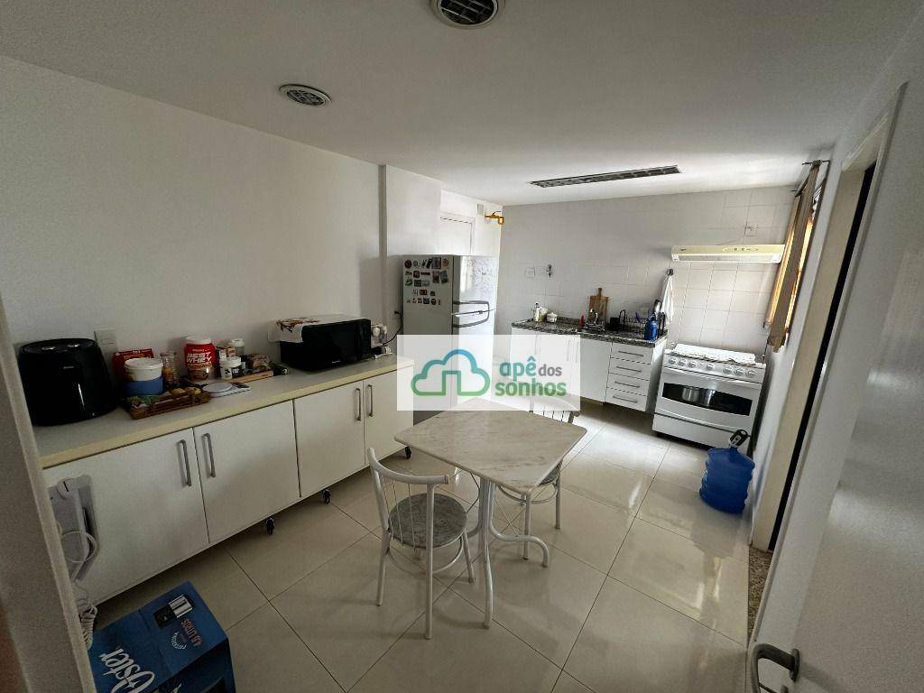 Apartamento à venda com 2 quartos, 126m² - Foto 8