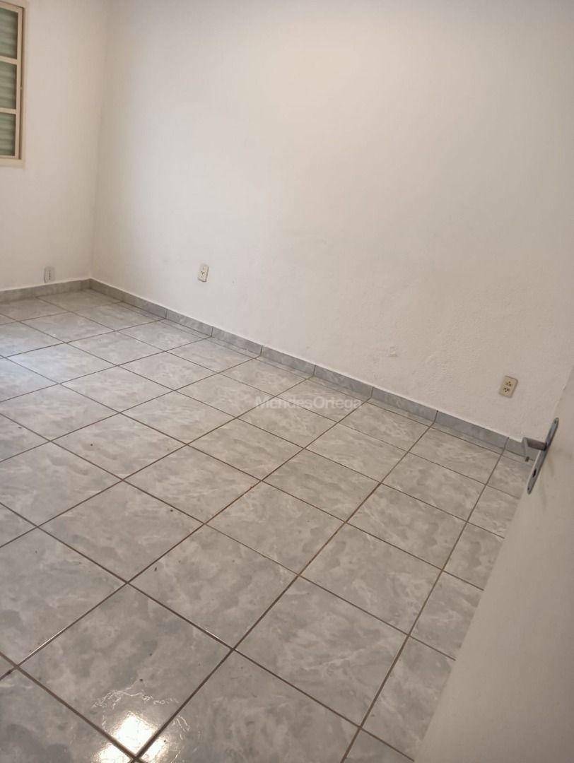 Casa para alugar com 3 quartos, 140m² - Foto 10