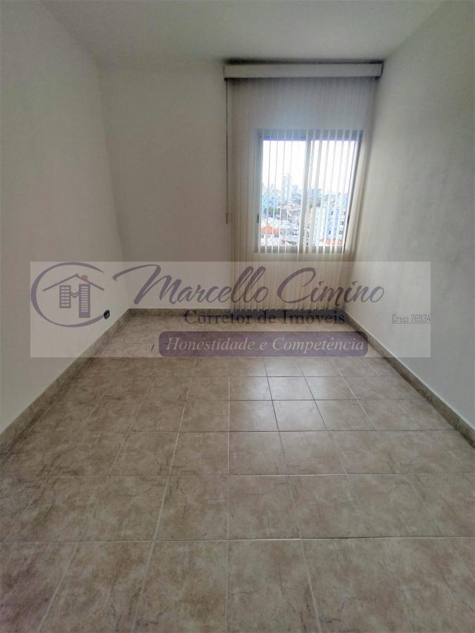 Apartamento à venda com 2 quartos, 75m² - Foto 17