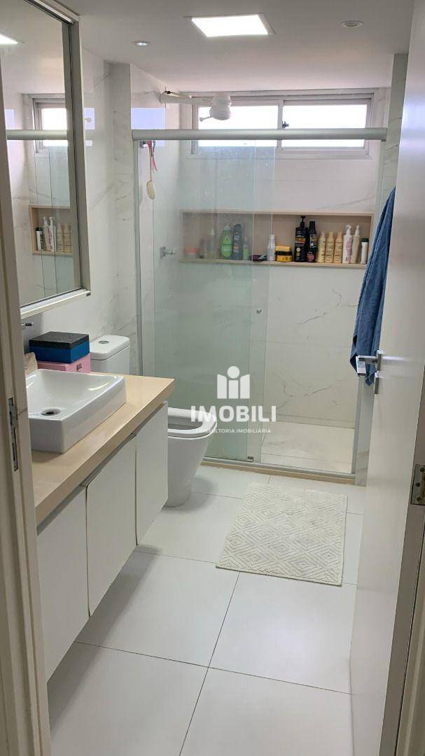 Apartamento à venda com 3 quartos, 127m² - Foto 5