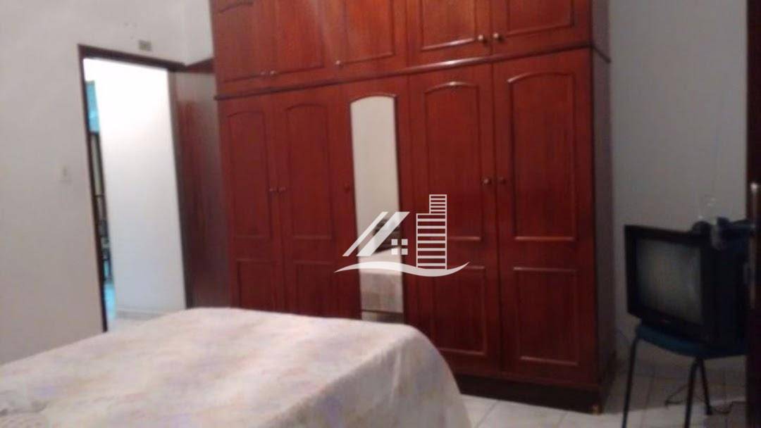 Casa à venda com 3 quartos, 163m² - Foto 8