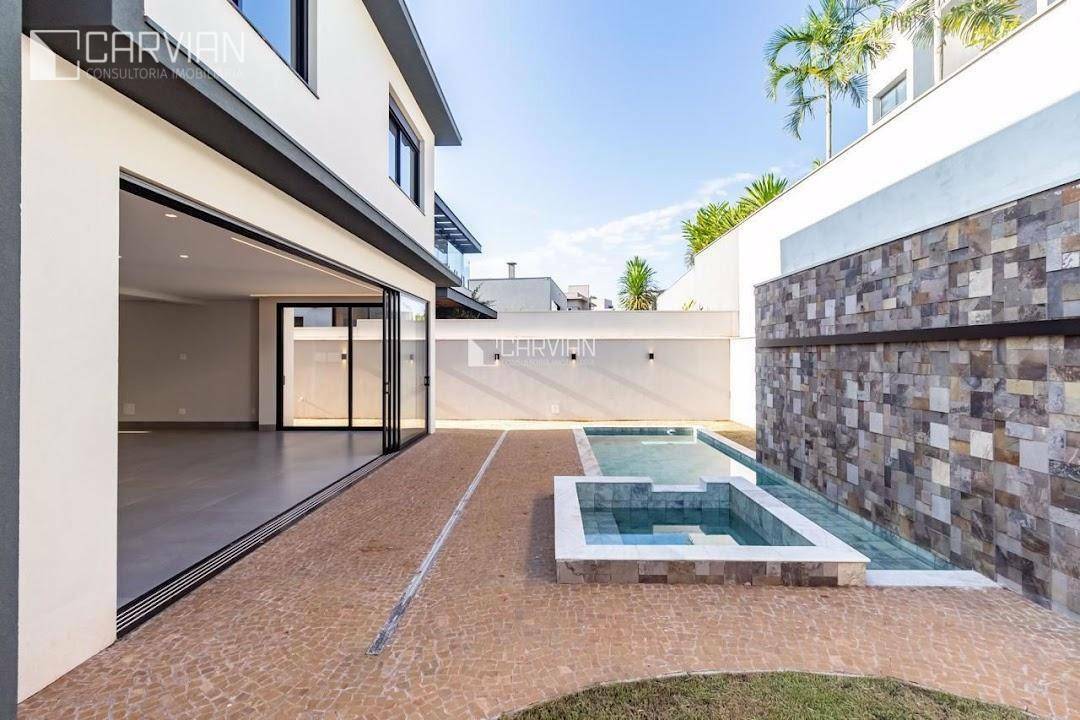 Casa de Condomínio à venda com 4 quartos, 353m² - Foto 10