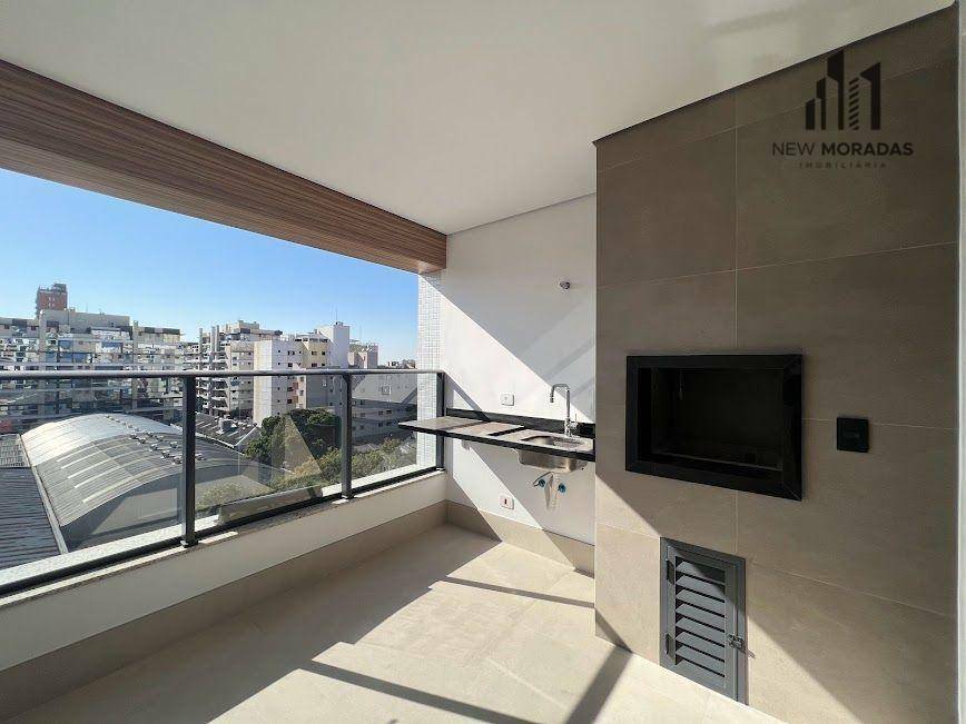 Apartamento à venda com 3 quartos, 117m² - Foto 4