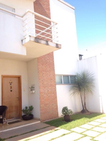 Casa de Condomínio à venda com 4 quartos, 205m² - Foto 9