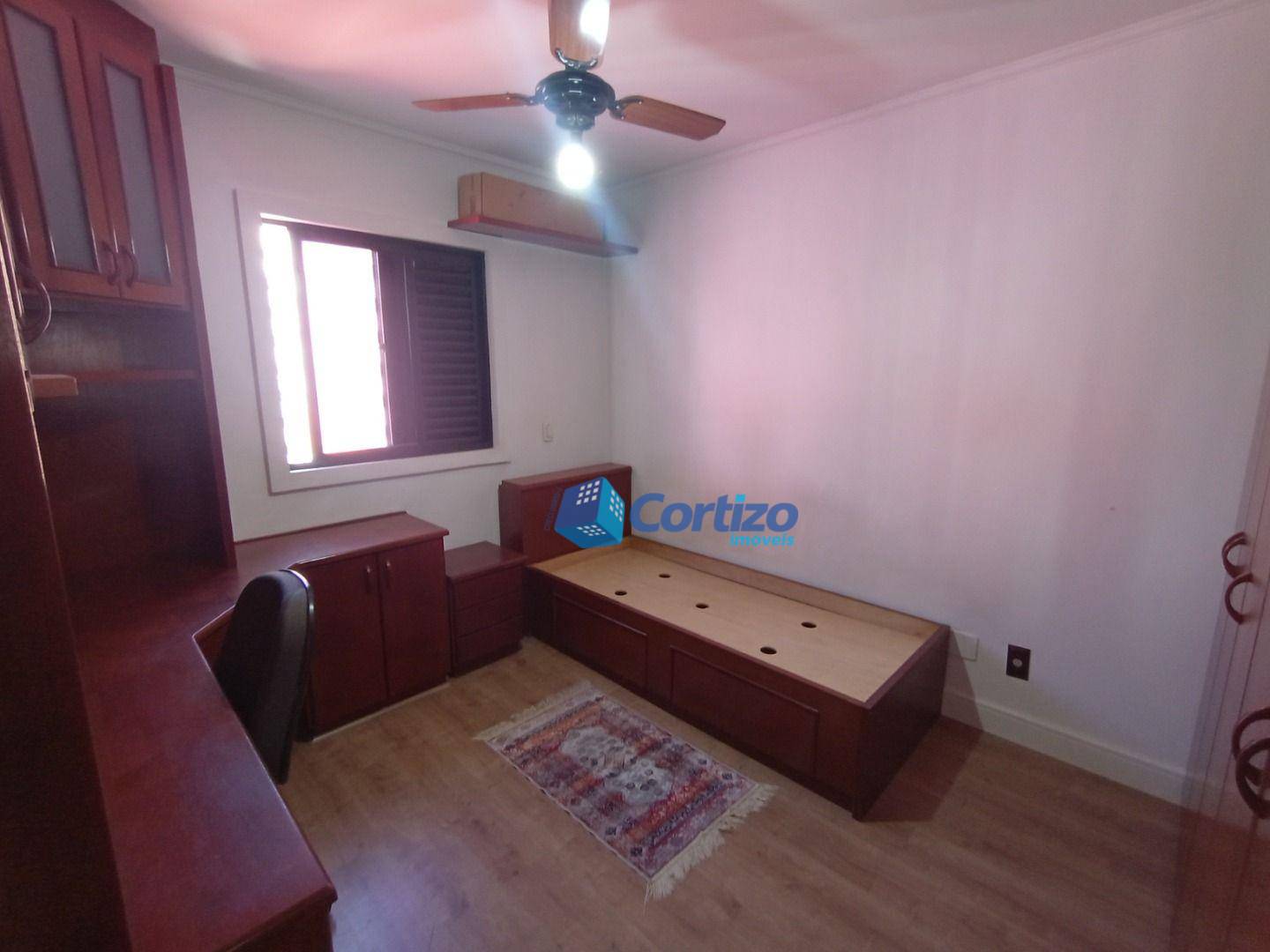 Apartamento à venda com 3 quartos, 96m² - Foto 8