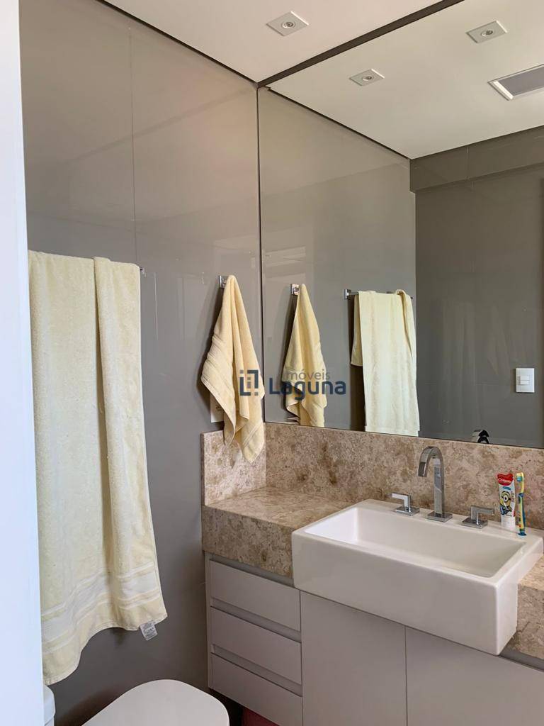 Apartamento à venda com 3 quartos, 205m² - Foto 24