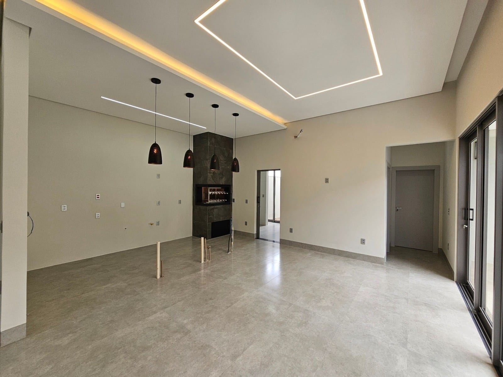Casa, 3 quartos, 206 m² - Foto 2