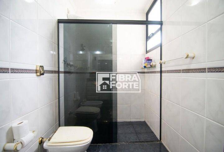 Apartamento à venda com 3 quartos, 256m² - Foto 38