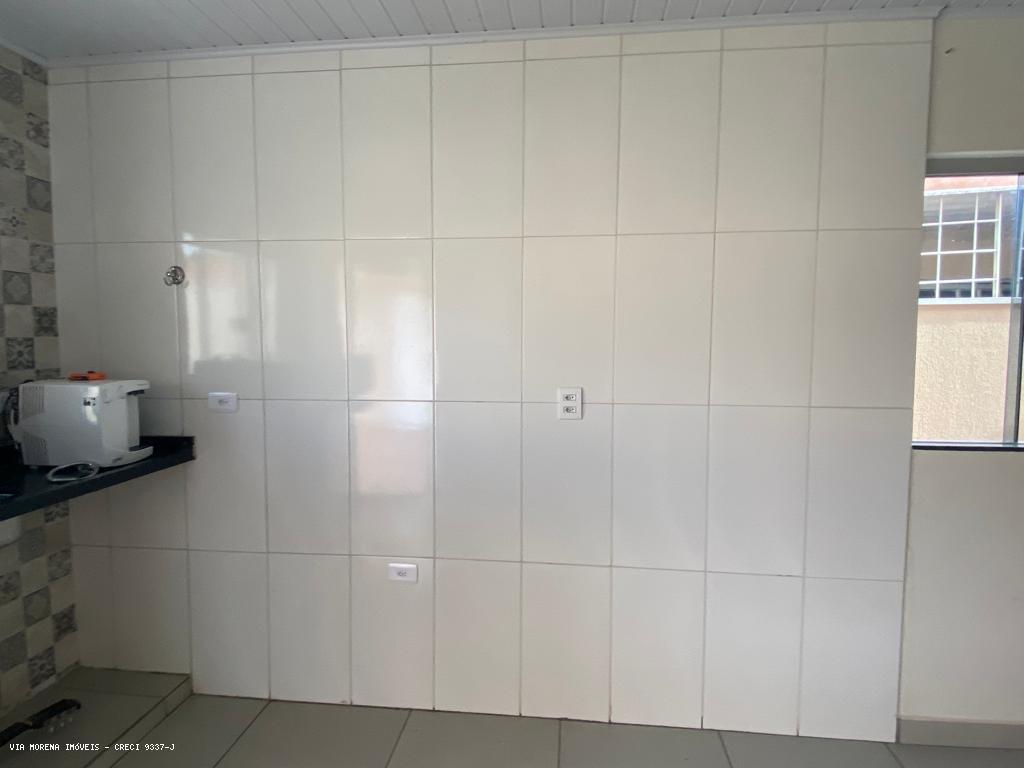 Casa à venda com 1 quarto, 200m² - Foto 14