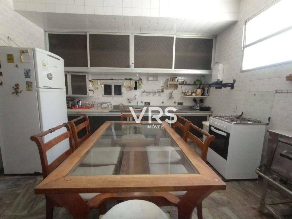 Casa à venda com 7 quartos, 581m² - Foto 44