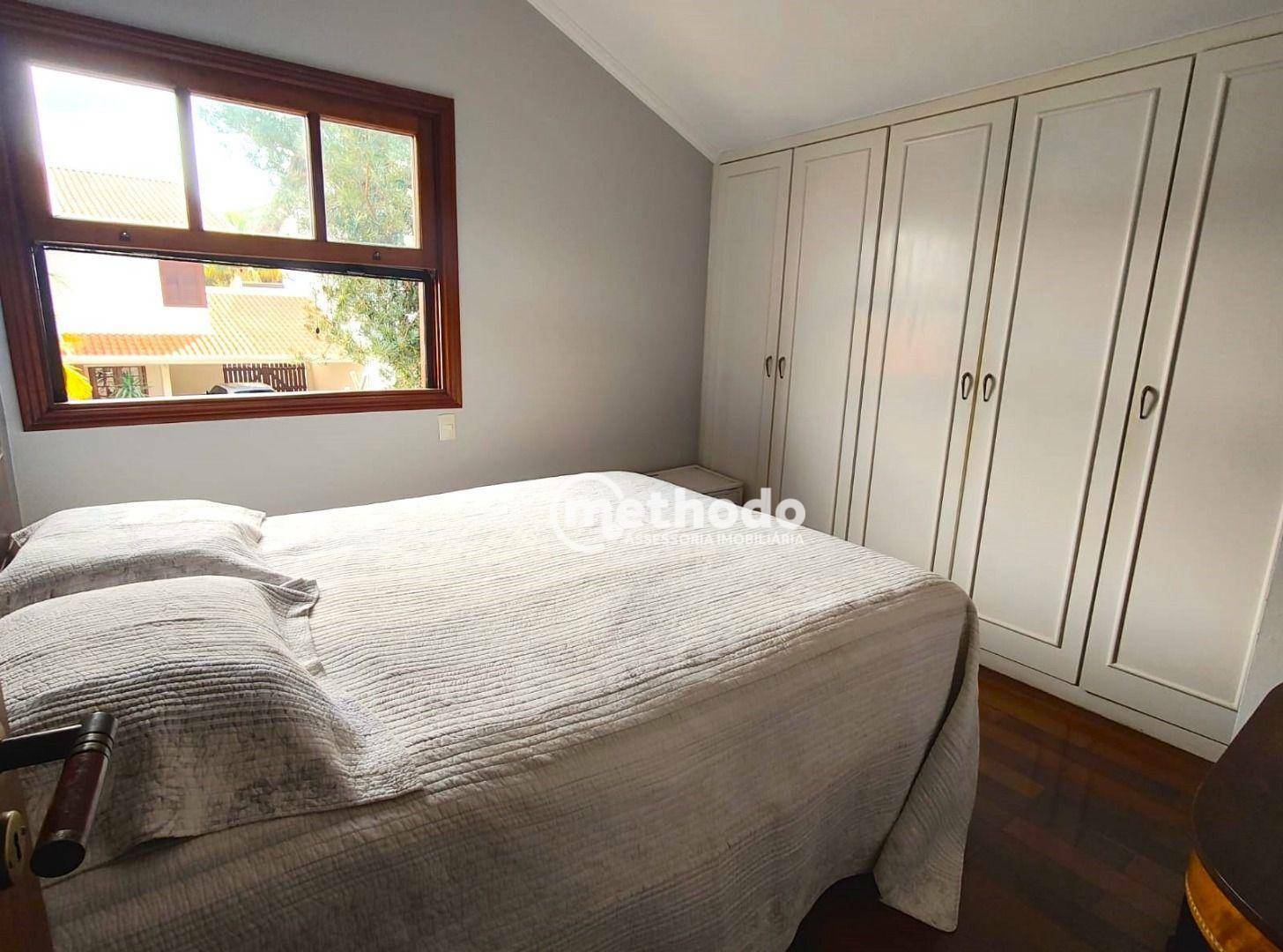 Casa de Condomínio à venda com 4 quartos, 300m² - Foto 37