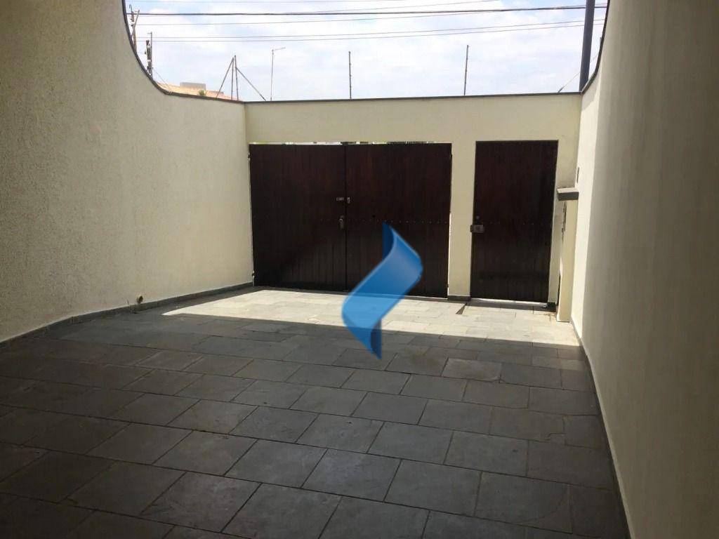 Casa à venda com 3 quartos, 159m² - Foto 3