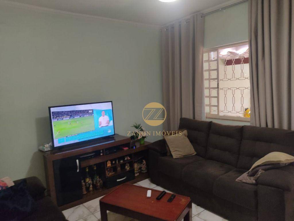 Sobrado à venda com 2 quartos, 77m² - Foto 1