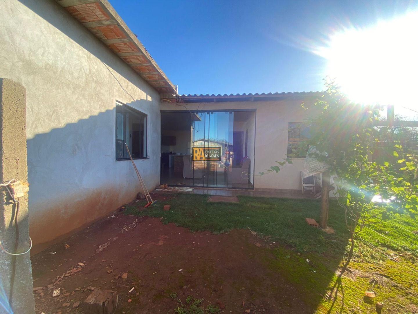 Chácara à venda com 2 quartos, 1250m² - Foto 2