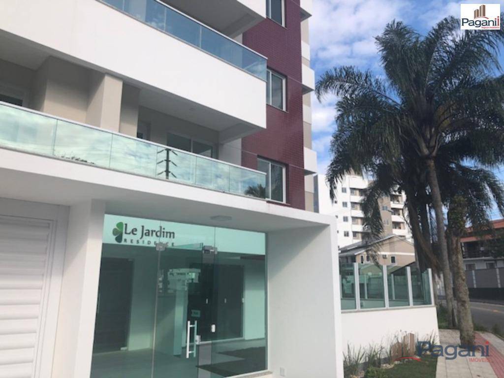 Apartamento para alugar com 2 quartos, 70m² - Foto 11