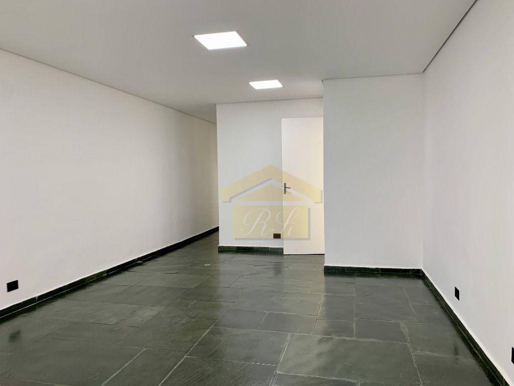 Sobrado à venda com 3 quartos, 240m² - Foto 11