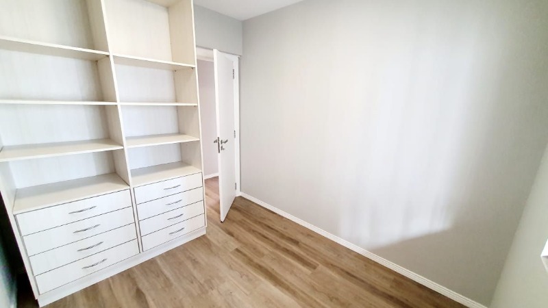 Apartamento à venda com 3 quartos, 105m² - Foto 6