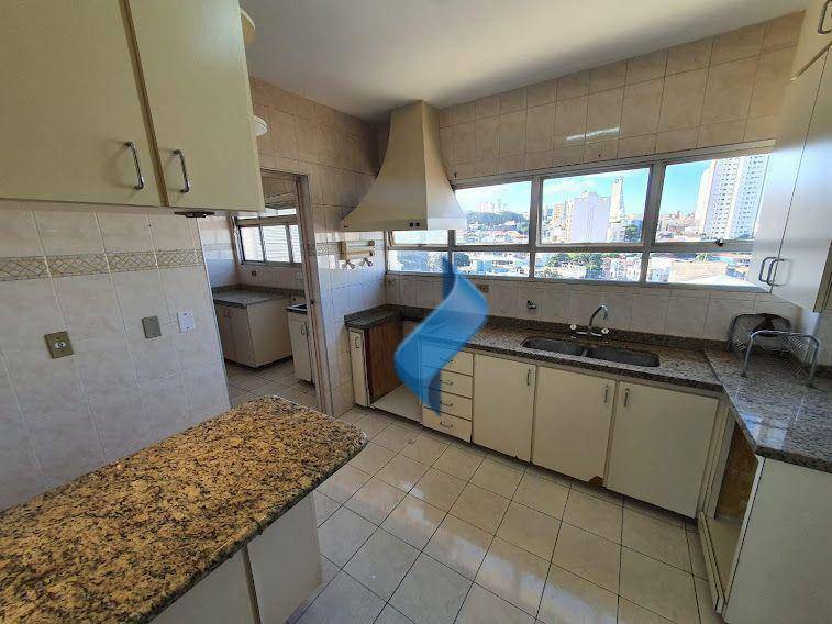 Apartamento à venda e aluguel com 3 quartos, 135m² - Foto 18