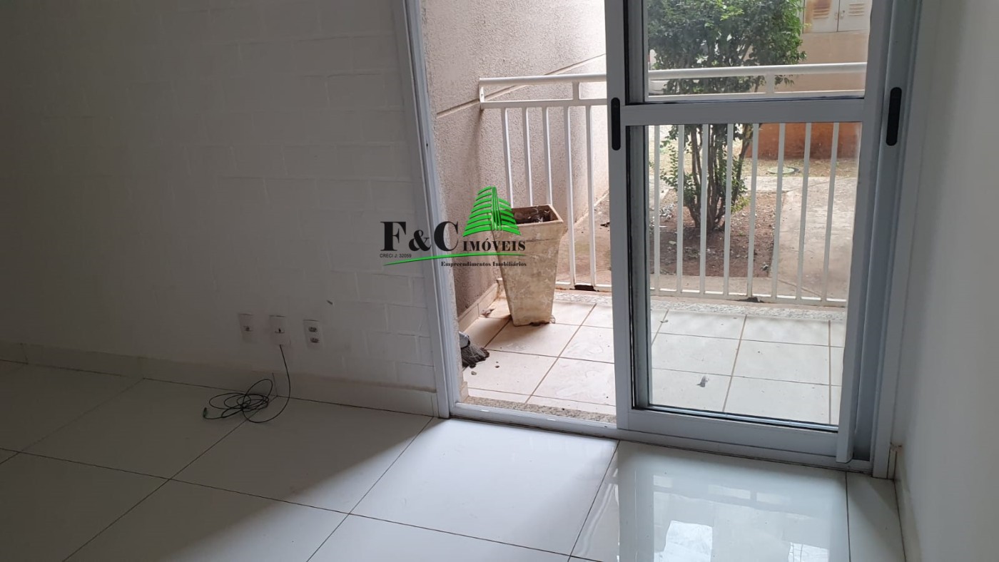 Apartamento à venda com 2 quartos, 47m² - Foto 2