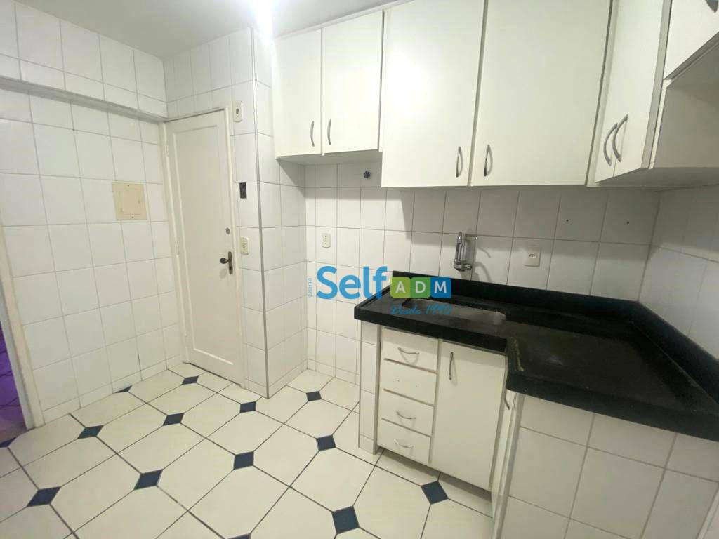 Apartamento para alugar com 2 quartos, 75m² - Foto 8