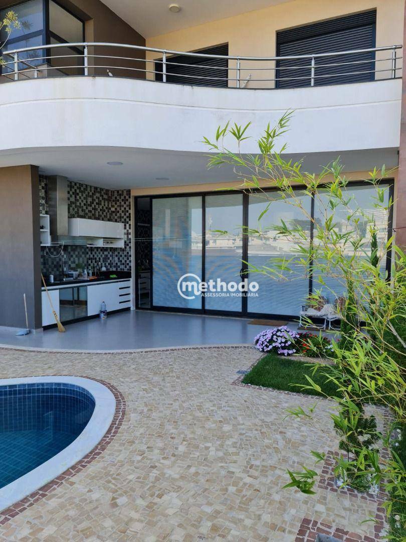 Casa de Condomínio à venda com 3 quartos, 284m² - Foto 1