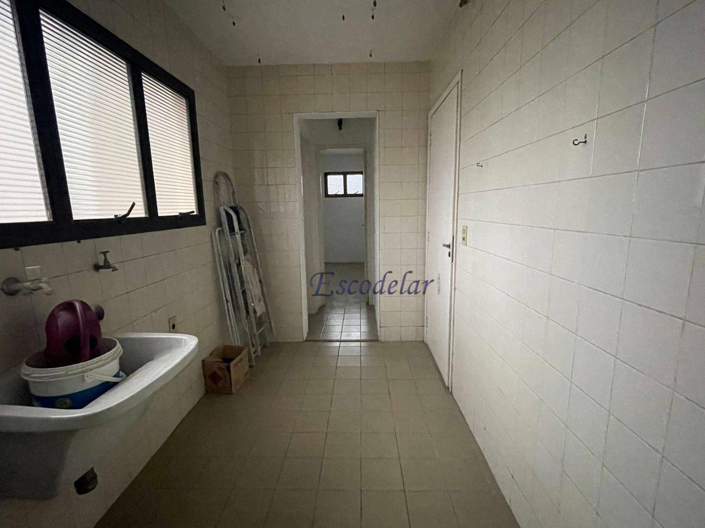 Apartamento à venda com 4 quartos, 200m² - Foto 44