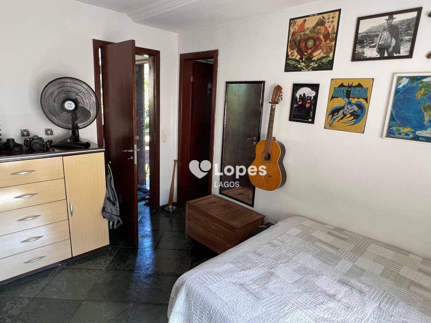 Casa de Condomínio à venda com 4 quartos, 233m² - Foto 10