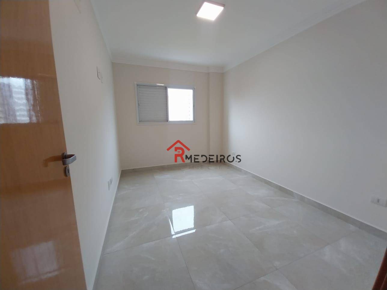 Apartamento à venda com 3 quartos, 120m² - Foto 14