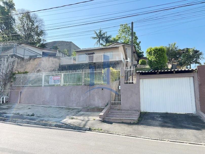 Casa à venda com 5 quartos, 125m² - Foto 2