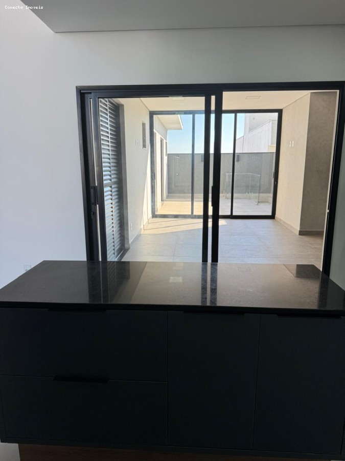 Casa de Condomínio à venda com 3 quartos, 232m² - Foto 13