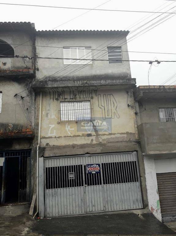 Sobrado à venda com 5 quartos, 200m² - Foto 1