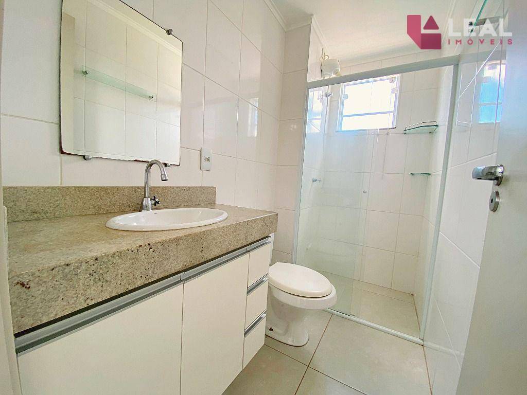 Apartamento para alugar com 2 quartos, 56m² - Foto 18