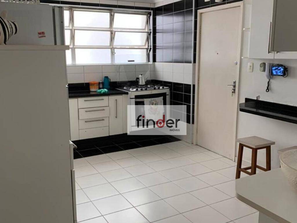 Apartamento à venda com 3 quartos, 200m² - Foto 9