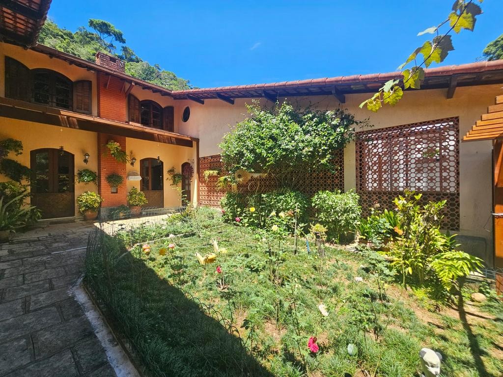 Casa de Condomínio à venda com 4 quartos, 3642m² - Foto 38