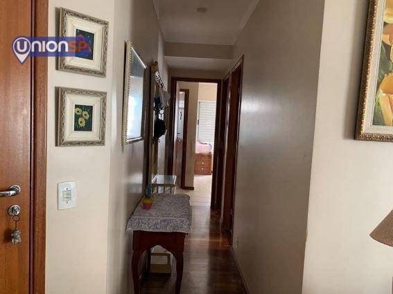 Apartamento à venda com 2 quartos, 75m² - Foto 3