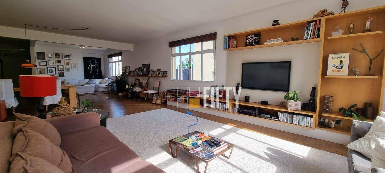 Apartamento à venda com 3 quartos, 204m² - Foto 4