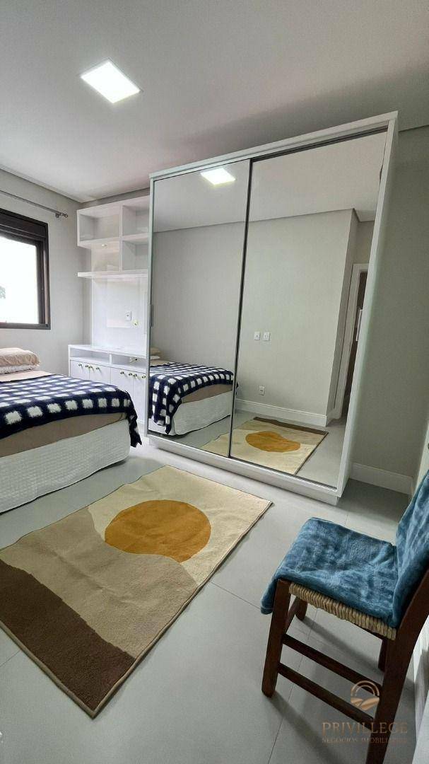 Apartamento à venda com 2 quartos, 71m² - Foto 33